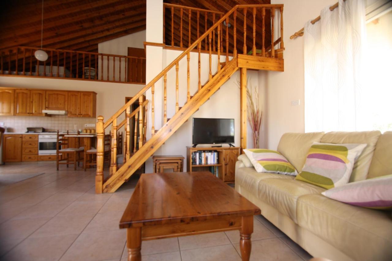 Hilltop Chalet Pissouri Exteriör bild